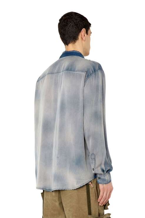 Diesel S-umbe-traiter Bleu