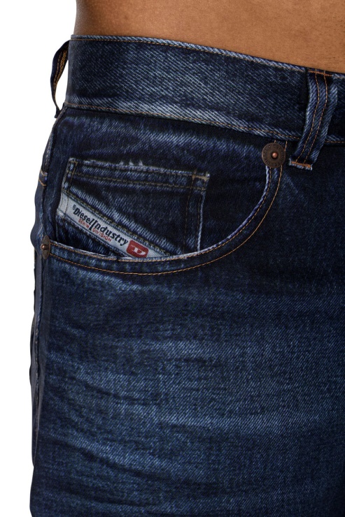 Diesel P-mutu Bleu Foncé