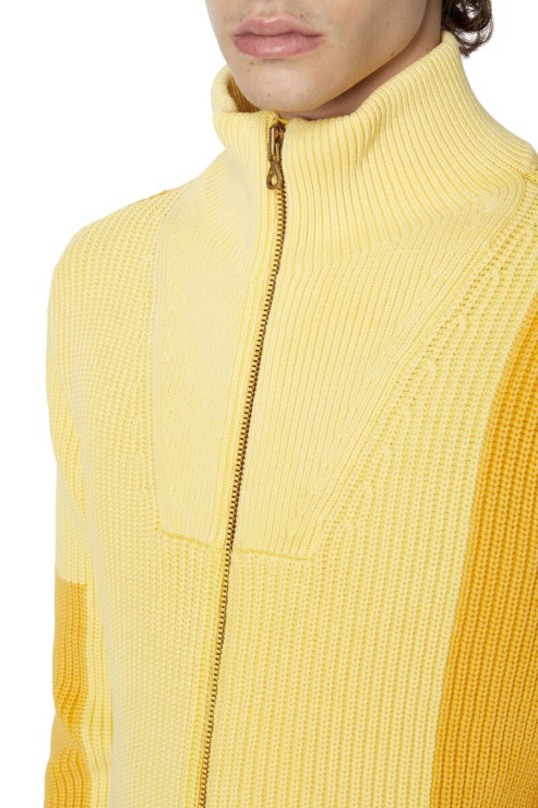 Diesel K-urtis Jaune