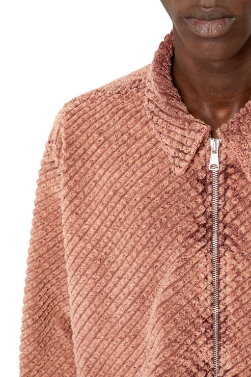 S-darasy-bol-a Diesel Rose