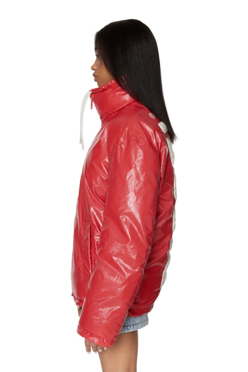 Diesel Avec Jupiter Rouge