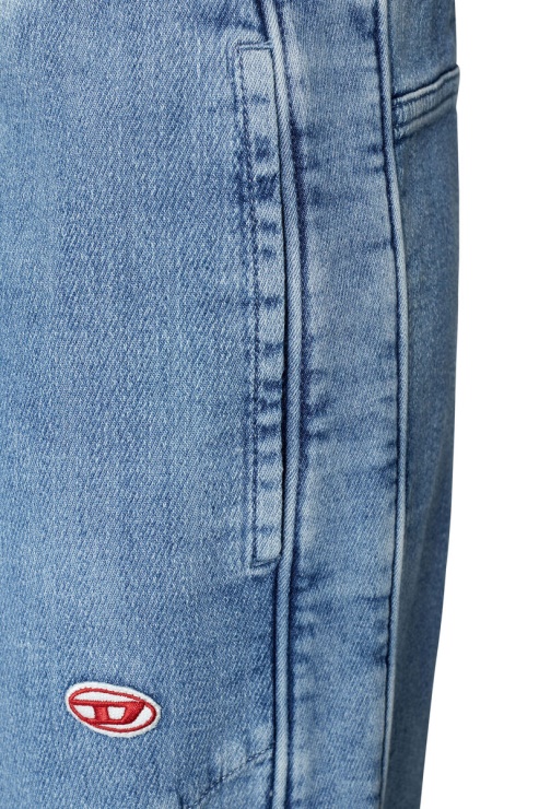 Diesel D-martians Track Denim 09d01 Straight En Bleu Clair