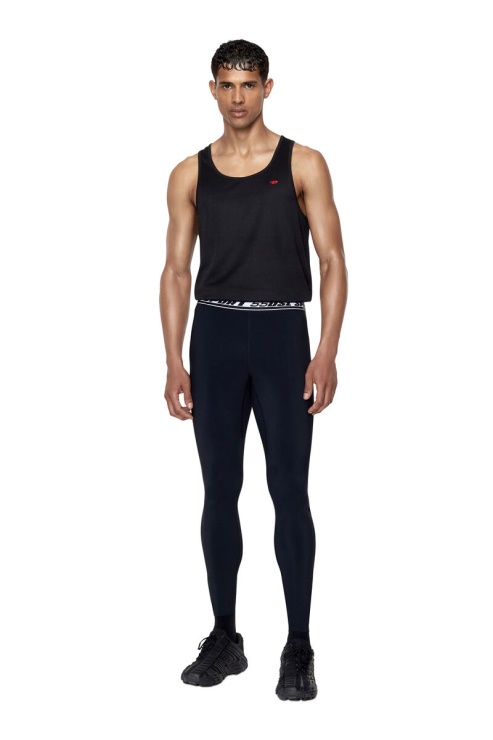 Amsb-attuck-wt19 Diesel Noir