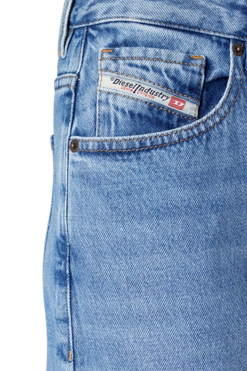 Diesel 1999 09c16 Jean Droit Bleu Moyen