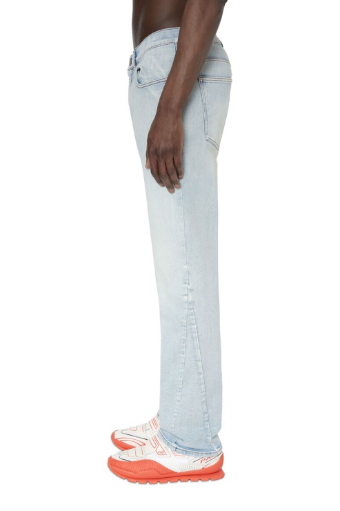 2021 09c08 Jean Bootcut Diesel En Bleu Clair