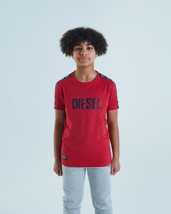 Cosmo Tee Rouge Diesel Marine