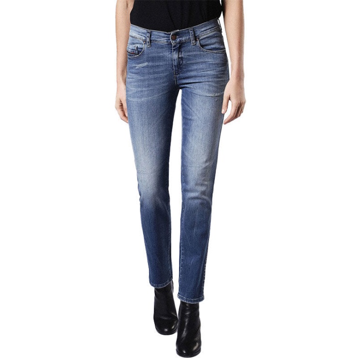 Sandy 0681u Jeans Femme Regular Slim Straight Regular Taille Fit Pantalon Diesel